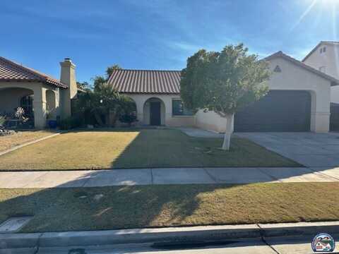 1103 Jacaranda Dr, El Centro, CA 92243