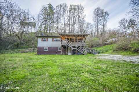 168 Childs Rd, Harriman, TN 37748