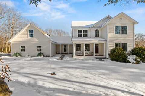 28 Acorn Ridge Road, Freeport, ME 04032