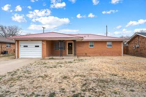 131 Detroit Avenue, Levelland, TX 79336