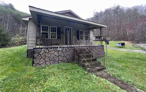 2613 Arkansas Creek Road, Martin, KY 41649