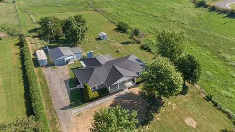 4454 Lexington Road, Lancaster, KY 40444