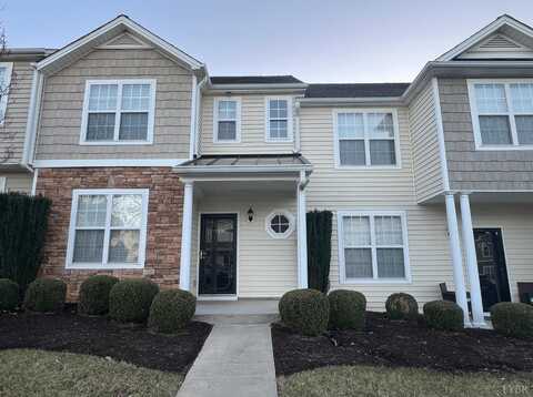 118 Logan Lane, Lynchburg, VA 24502