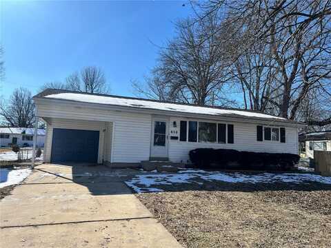 850 Daniel Boone Drive, Florissant, MO 63031