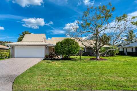 3333 SE Fairway E, Stuart, FL 34997