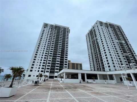 2101 S Ocean Dr, Hollywood, FL 33019