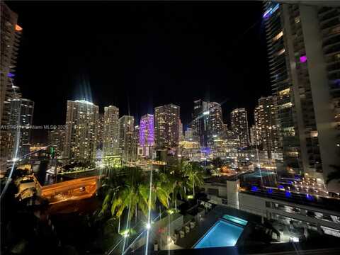 90 SW 3rd St, Miami, FL 33130