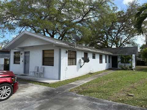 2924 NW 94th St, Miami, FL 33147