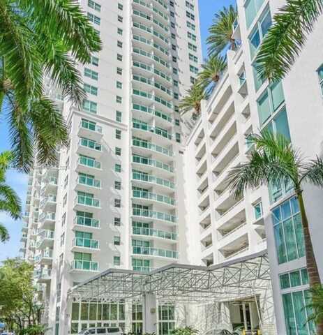 31 SE 5th St, Miami, FL 33131