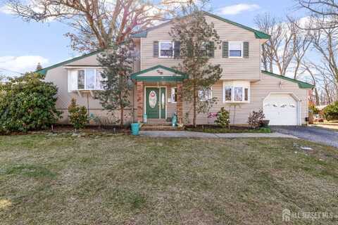 26 Rolling Road, East Brunswick, NJ 08816