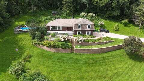 4191 Aspen Ln, La Crescent, MN 55947