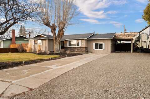 2805 Slayton Court, Prineville, OR 97754