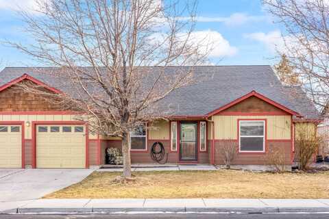 930 NW Spruce Avenue, Redmond, OR 97756