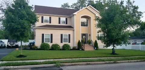 334 East Road, Belford, NJ 07718