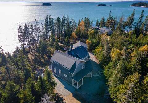 37 Walker Point Road, Stonington, ME 04681