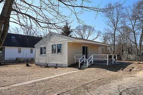 186 Cranberry Drive, Mastic Beach, NY 11951