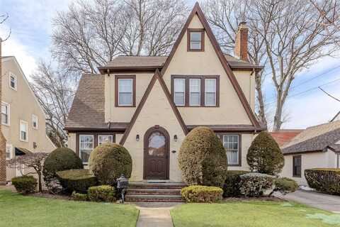 53 Stratford Road, West Hempstead, NY 11552