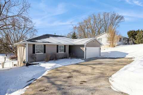 9 Pershing Avenue, Lake In The Hills, IL 60156