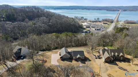 1709 Winston Street, Guntersville, AL 35976