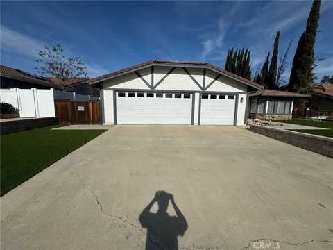 15030 Zieglinde Drive, Lake Elsinore, CA 92530