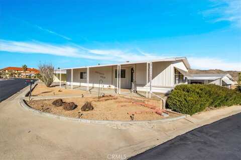 7501 Palm Avenue, Yucca Valley, CA 92284