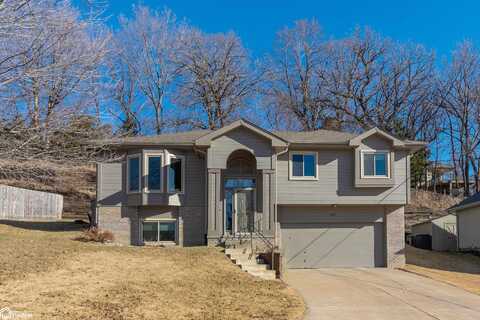 337 Skyline Drive, Council Bluffs, IA 51503