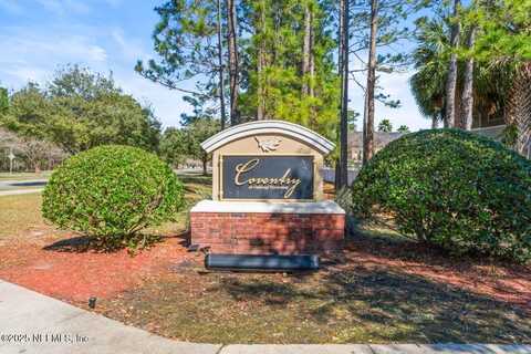 625 OAKLEAF PLANTATION Parkway, Orange Park, FL 32065