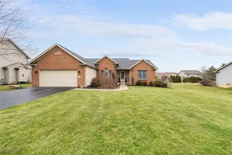 826 Fairfield Drive, Boardman, OH 44512