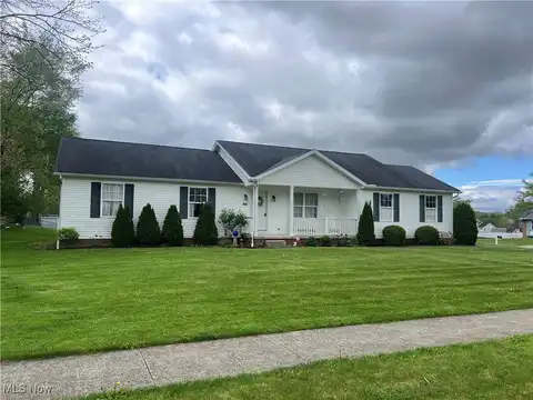 1848 Briarwood Street, Louisville, OH 44641
