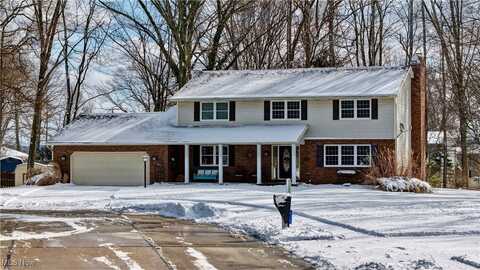 529 Buckeye Circle, Munroe Falls, OH 44262