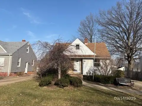 116 Arlington Circle, Wickliffe, OH 44092