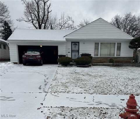 4499 E Frontenac Drive, Warrensville Heights, OH 44128