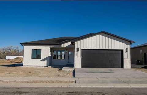 637 Haynes Drive, Montrose, CO 81403