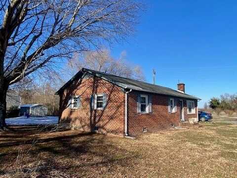 513 Lodge Road, Callao, VA 22435