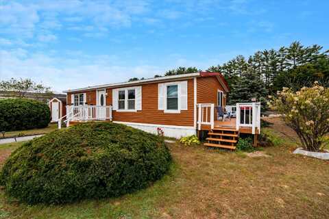 22 St Lawrence Drive, Belmont, NH 03220