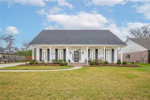 46 BELLE GROVE Drive, Destrehan, LA 70047