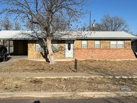 517 N Ave B, Kermit, TX 79745