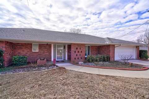 702 Normandie Drive, Norman, OK 73072