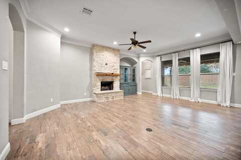 101 Chateau Drive, Aledo, TX 76008