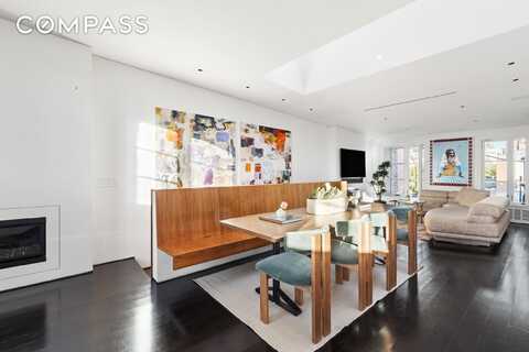 369 Bleecker Street, New York, NY 10014