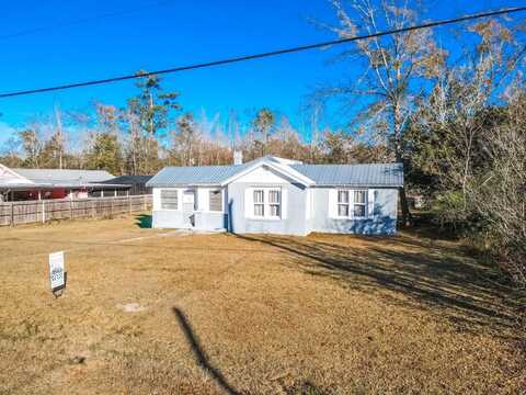 16169 SE Pear St., Blountstown, FL 32424