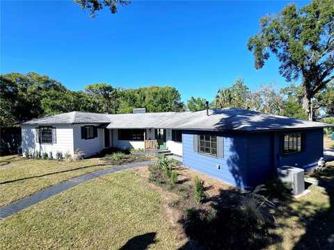 905 W 11th Avenue, Mount Dora, FL 32757