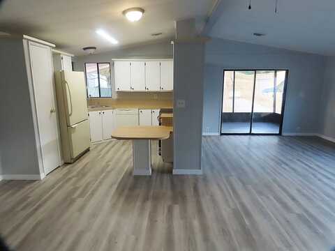 1077 Quail Dr., Deland, FL 32724