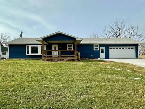 700 South Elm Street, Linn, KS 66953