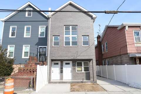 95-21 89th St, Ozone Park, NY 11416