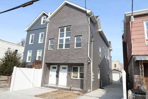 95-21 89th St, Ozone Park, NY 11416
