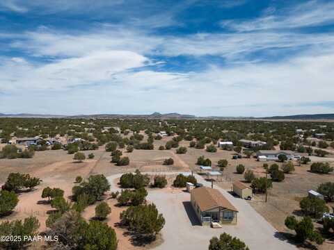 53845 N Cedar Drive, Seligman, AZ 86337