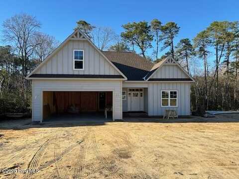 609 Jumper Court, Southern Pines, NC 28387