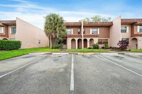 4 Matador Ln, Davie, FL 33324