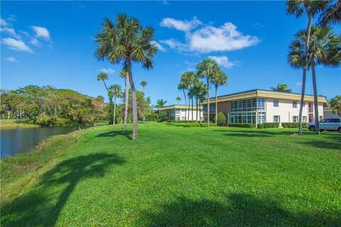 1 Vista Gardens Trail, Vero Beach, FL 32962